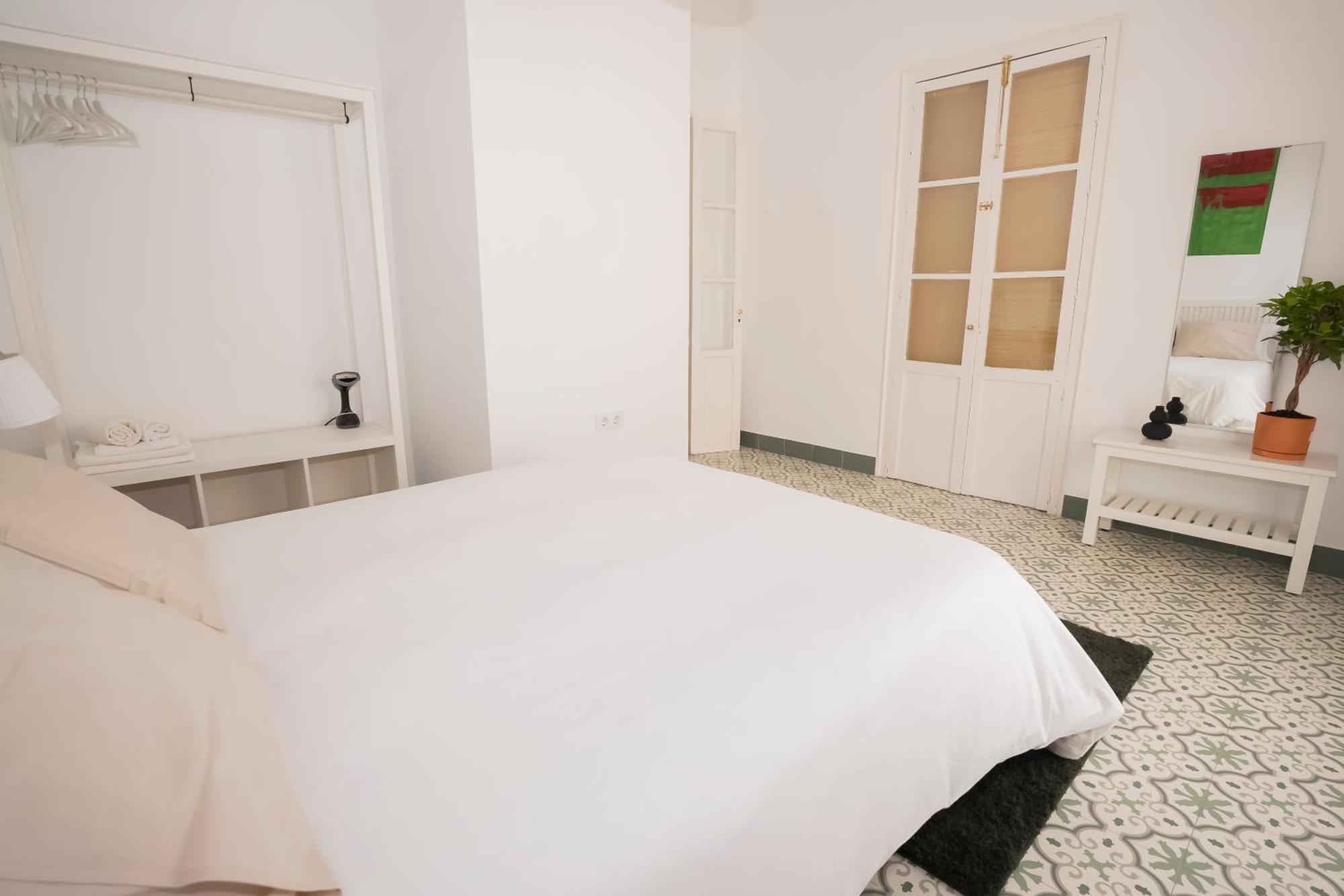 סביליה California Apartament Dos De Mayo מראה חיצוני תמונה